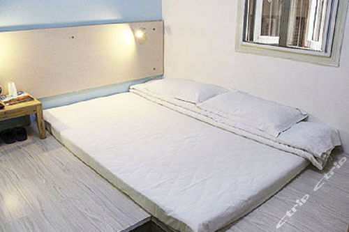 武汉佰老汇快捷酒店 大床房 榻榻米 团购仅售99元,武汉酒店团购