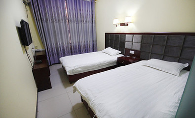 郑州居然快捷酒店团购全攻略 商务标准间住宿体验、价格与预订指南